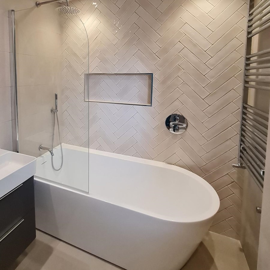 Freestanding Single Ended Left Hand Corner Bath 1500 x 800mm - Amaro - Image 6