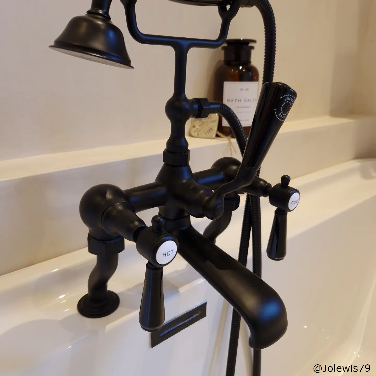 Black Bath Shower Mixer Tap - Helston - Image 3