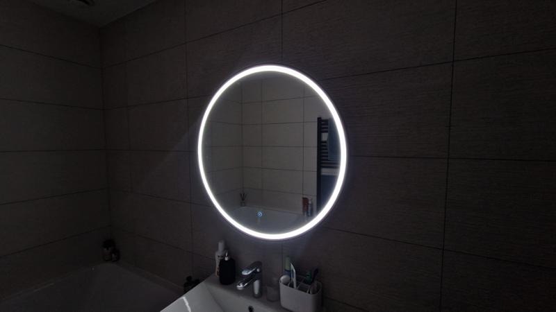 Round Black Heated Bathroom Mirror with Lights 800mm - Antares - Image 3