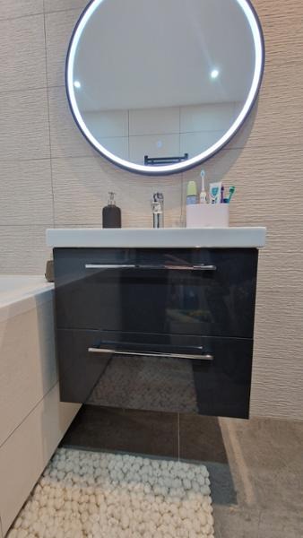 Round Black Heated Bathroom Mirror with Lights 800mm - Antares - Image 4