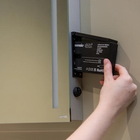 Sensio Lumino Evo+ Rectangular Bathroom Mirror with Battery Operated Lights - 500 x 700mm - Image 3